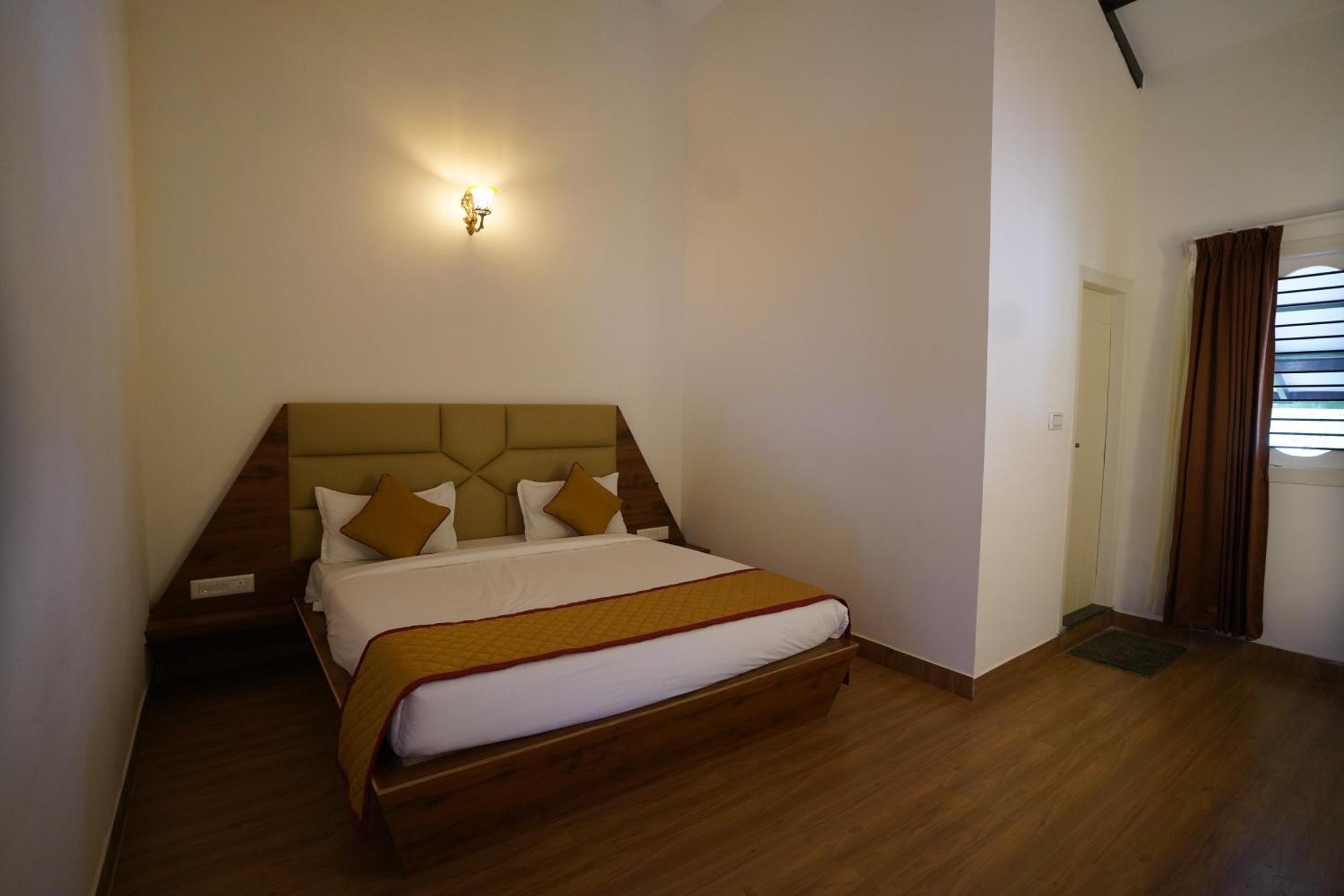 Q Mango Resort Ramanagara Bagian luar foto