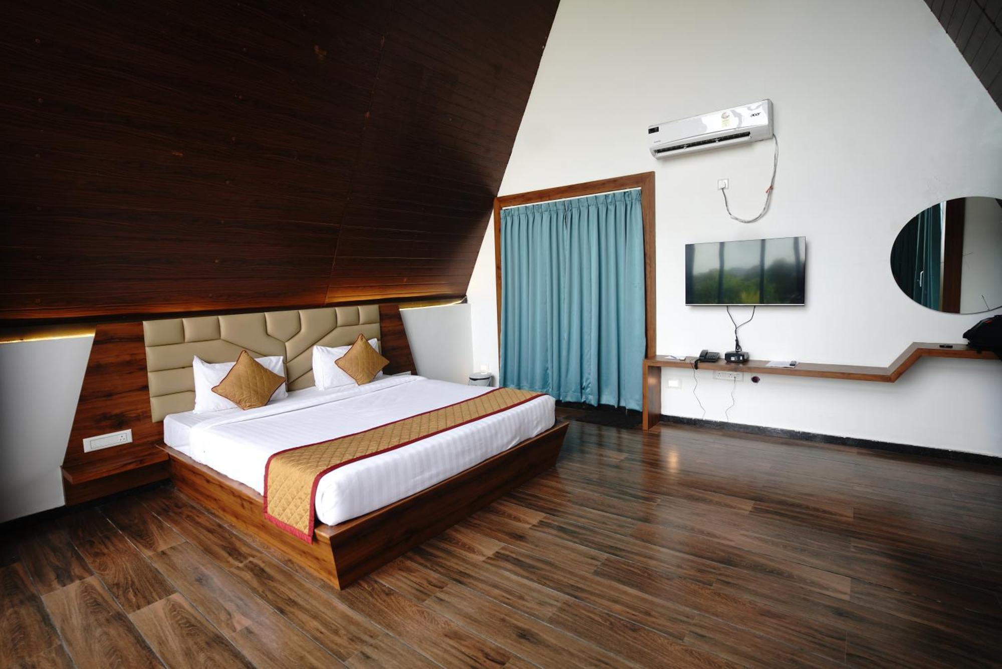 Q Mango Resort Ramanagara Bagian luar foto