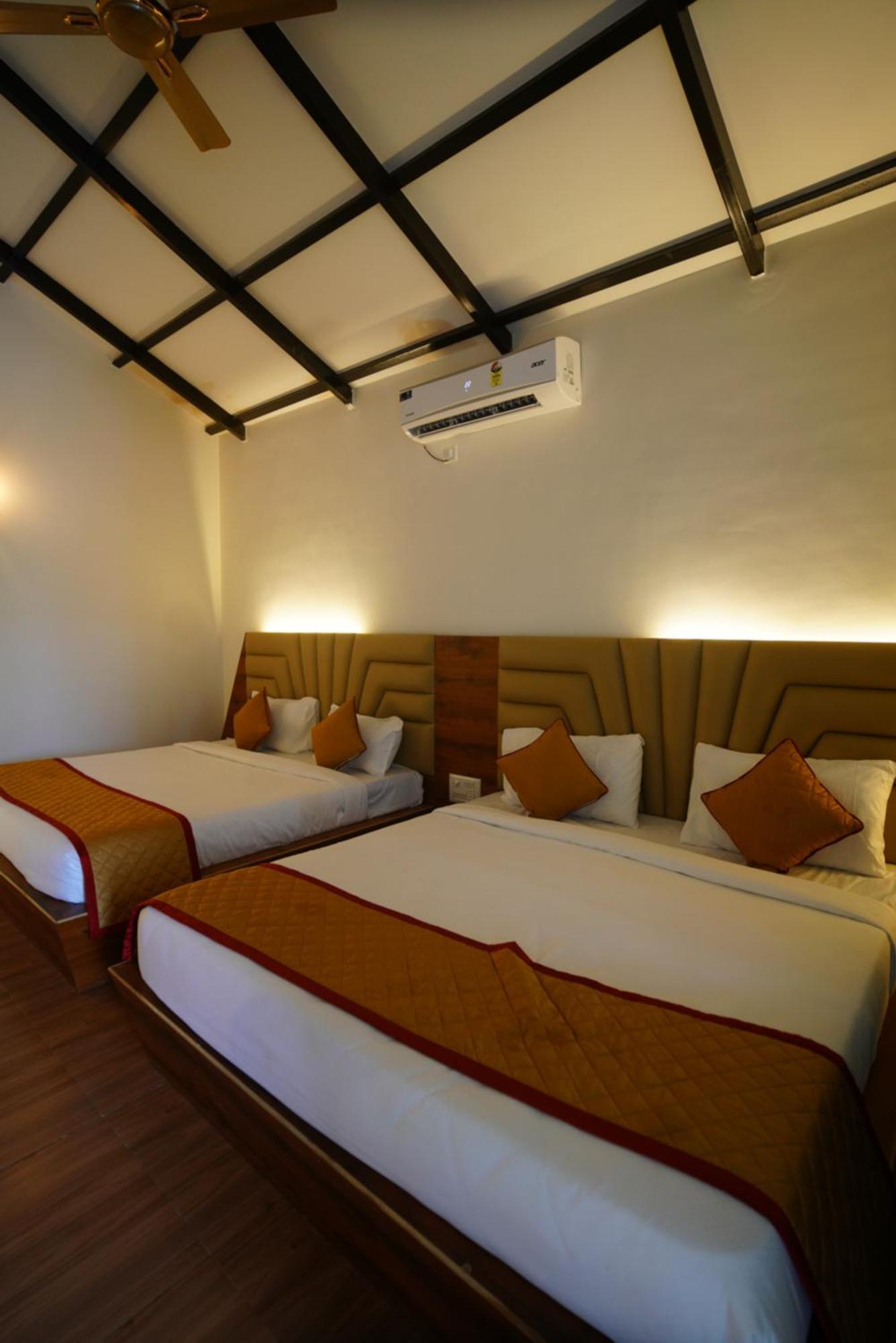Q Mango Resort Ramanagara Bagian luar foto